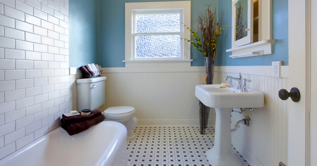How to Find the Best Bathroom Odor Removal Services